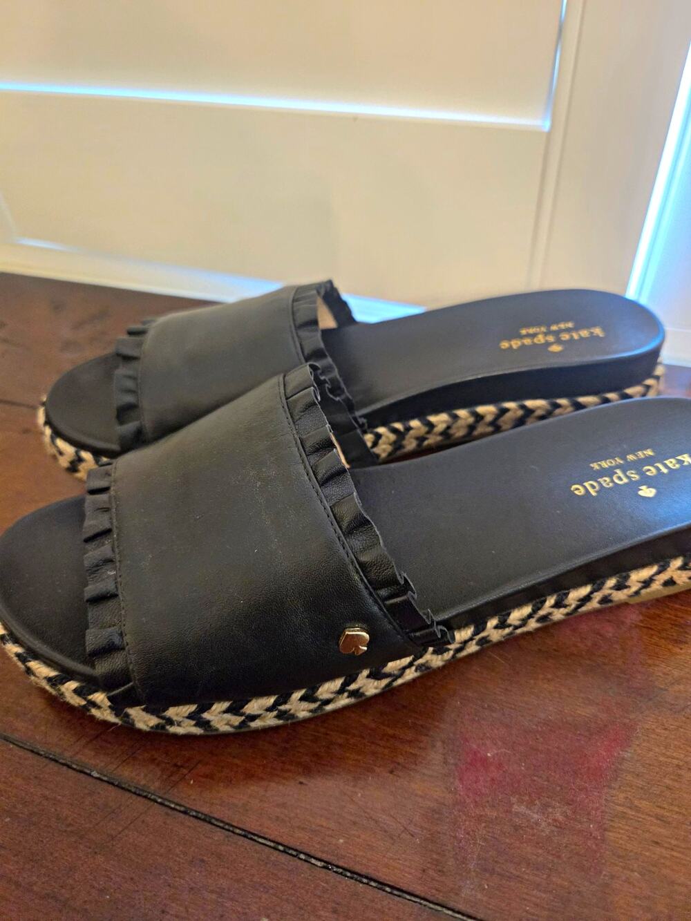 kate spade new york Black Braided Ruffle Logo Leather Slide Sandals 8.5 M